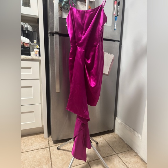 Dress for Eeevameiling - Picture 3 of 3